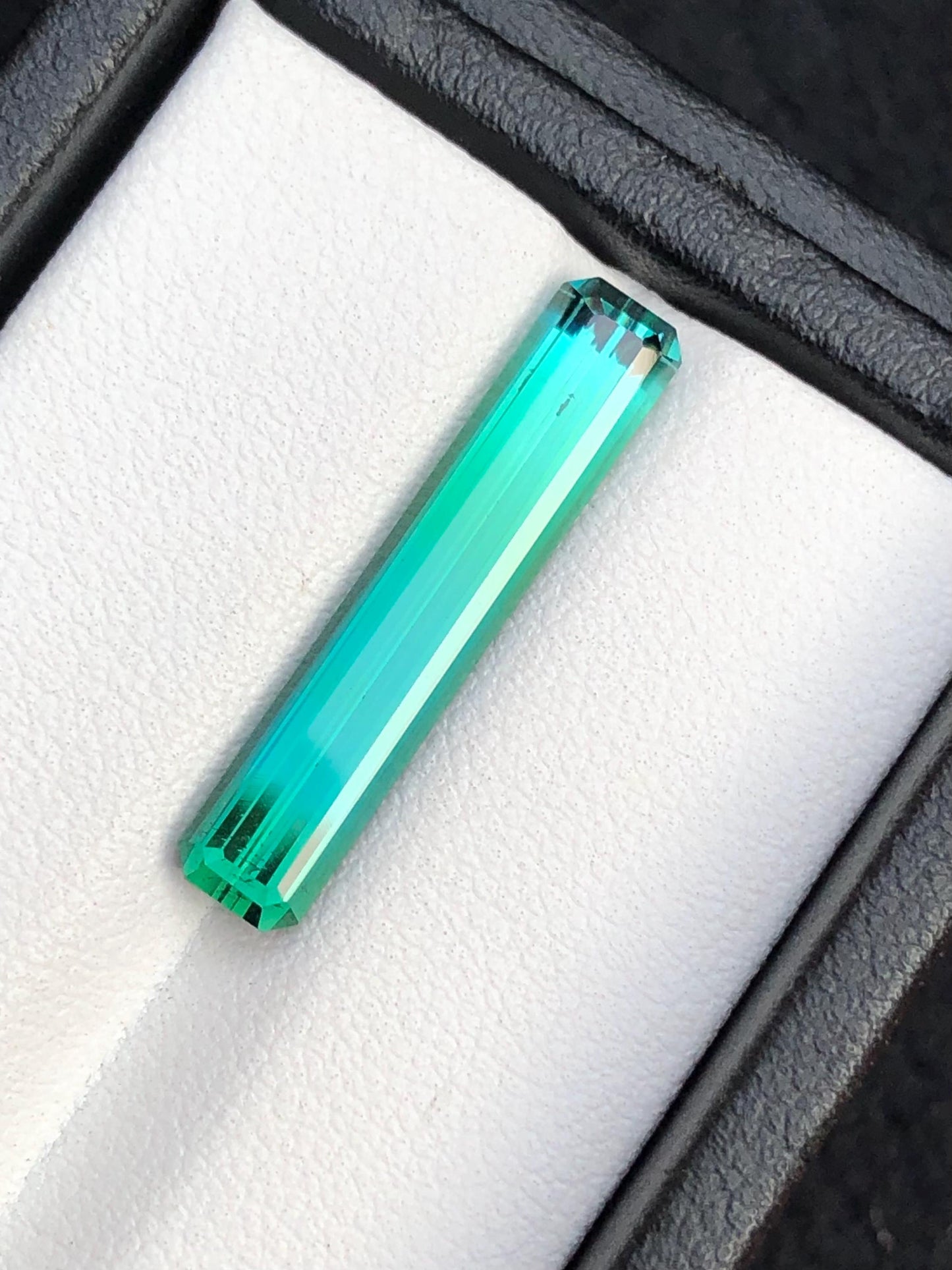 5 ct faceted blue green tourmaline dimension:24*5*4mm