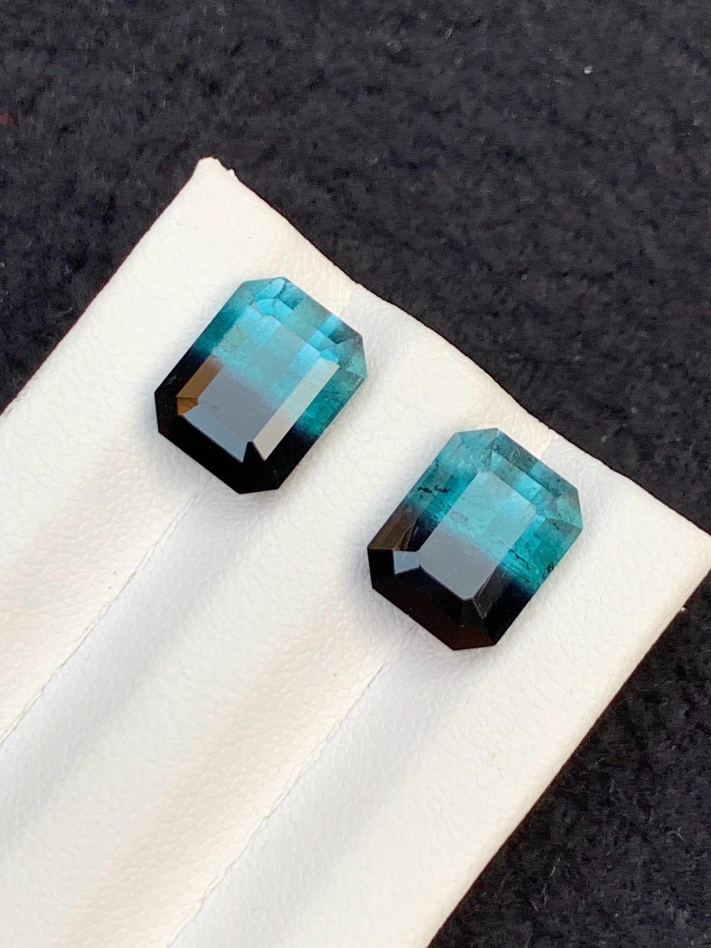 10 ct faceted bi colour tourmaline pair dimension:10*8*7mm