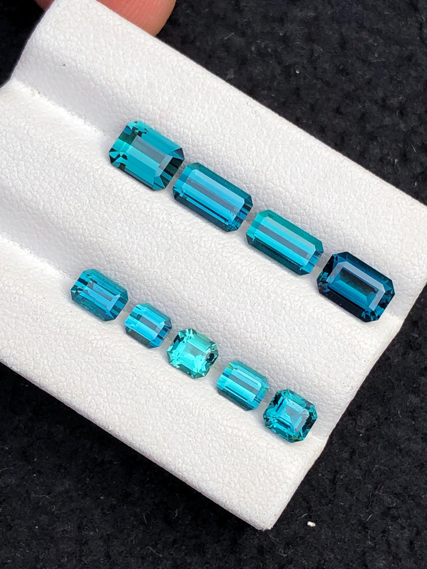 5.20 ct faceted top blue tourmalines size:5mm to 7mm