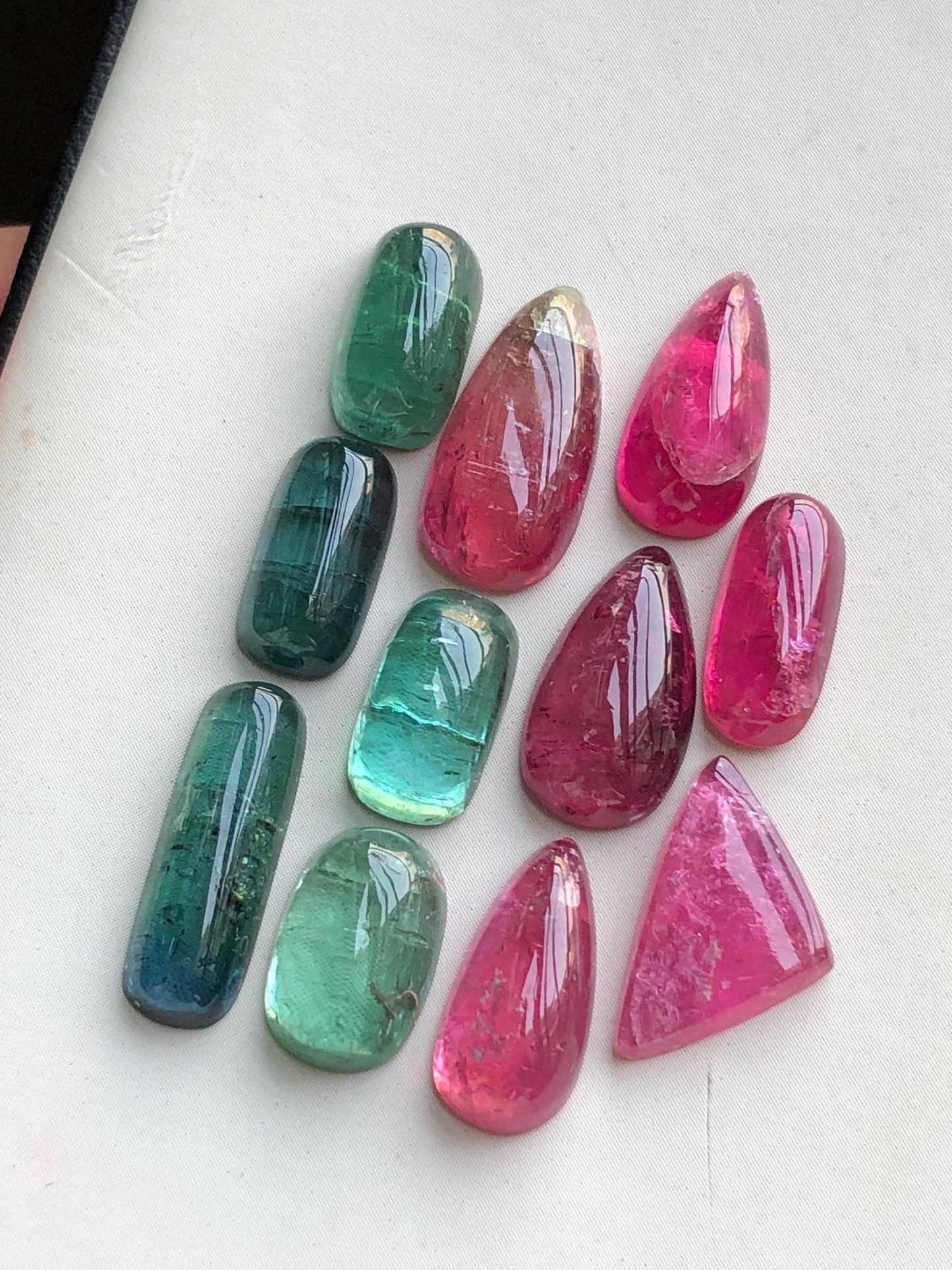 Blue and pink tourmaline cabochons lot 36 carats