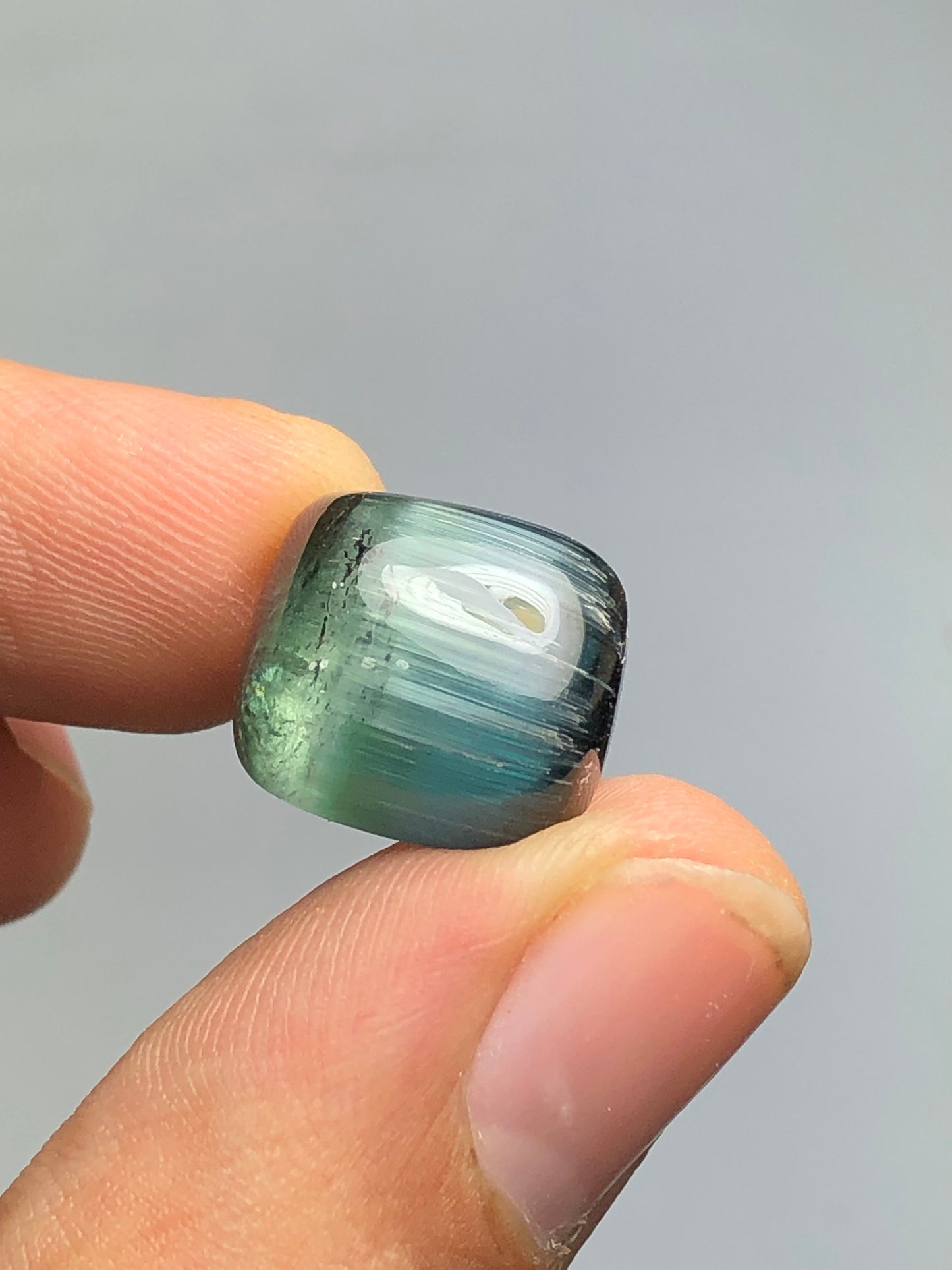 16 carat natural cats eye tourmaline cabochon flat back dimension:14*14*8mm