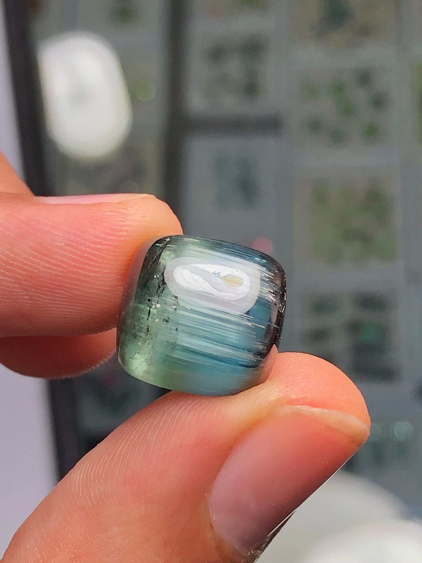 16 carat natural cats eye tourmaline cabochon flat back dimension:14*14*8mm