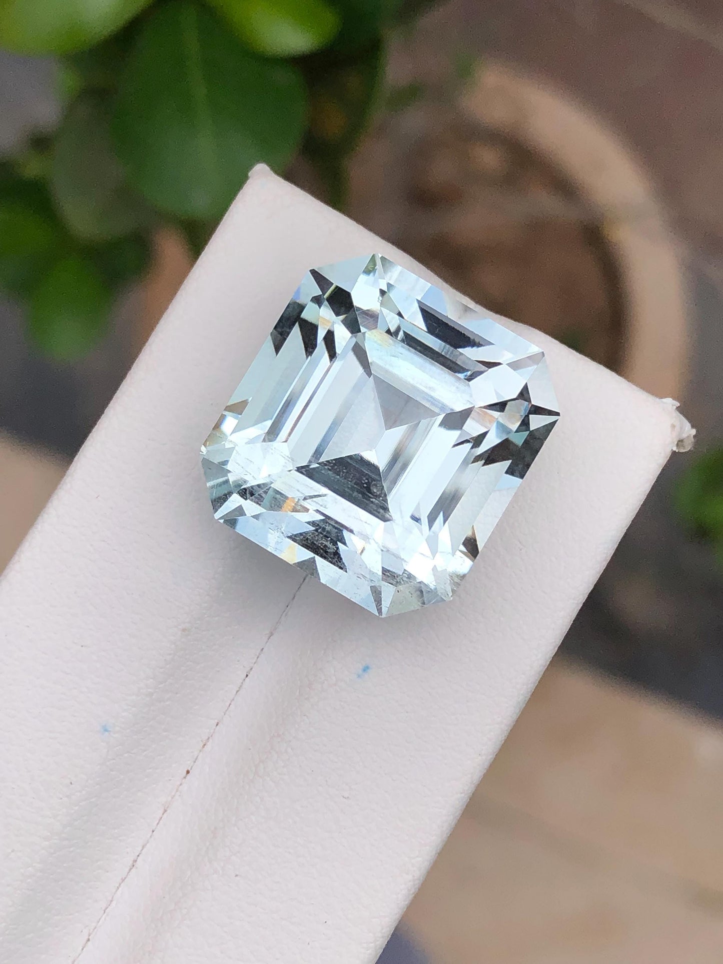 33 ct faceted aquamarine dimension:19*19*15mm