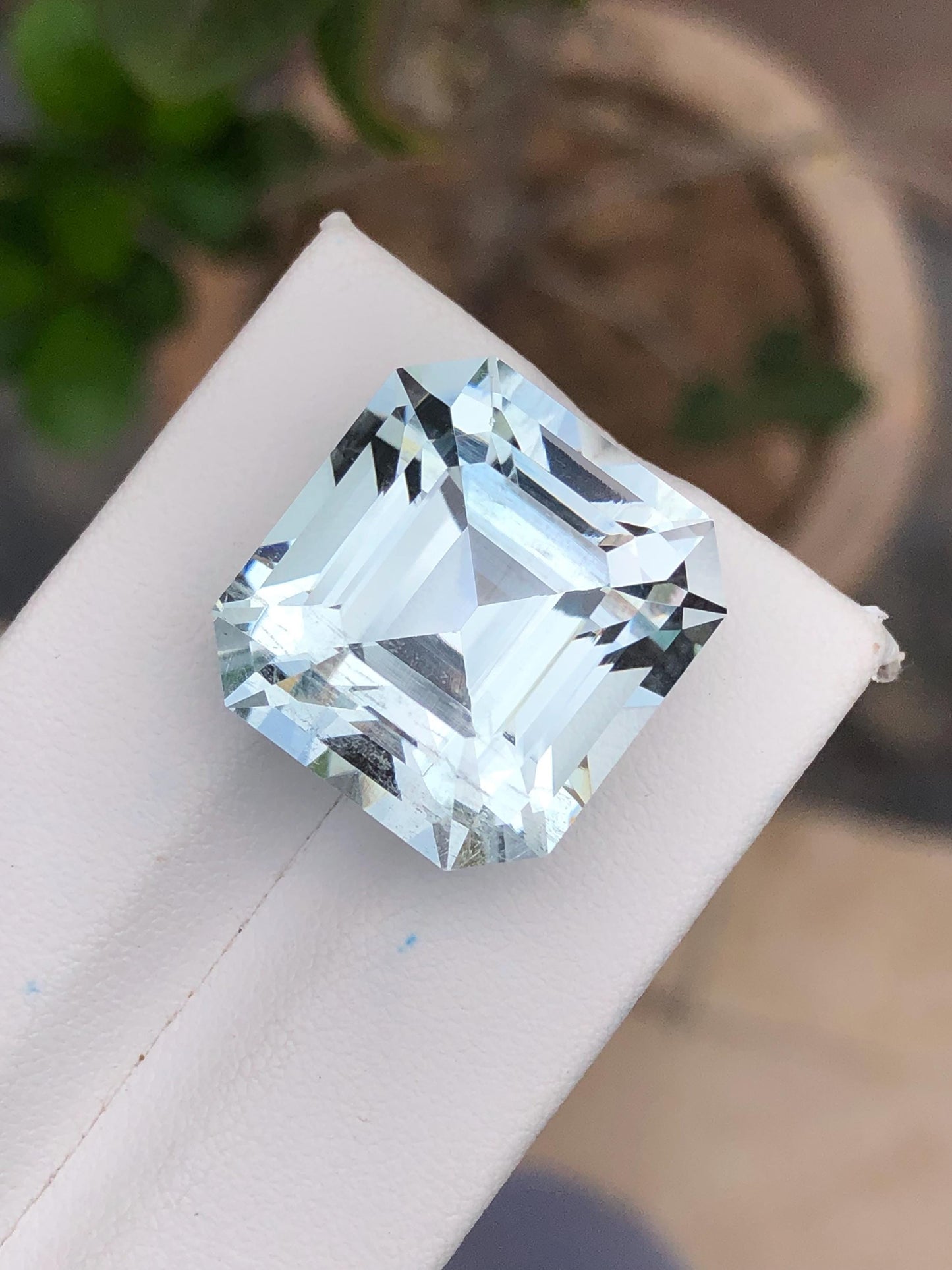 33 ct faceted aquamarine dimension:19*19*15mm