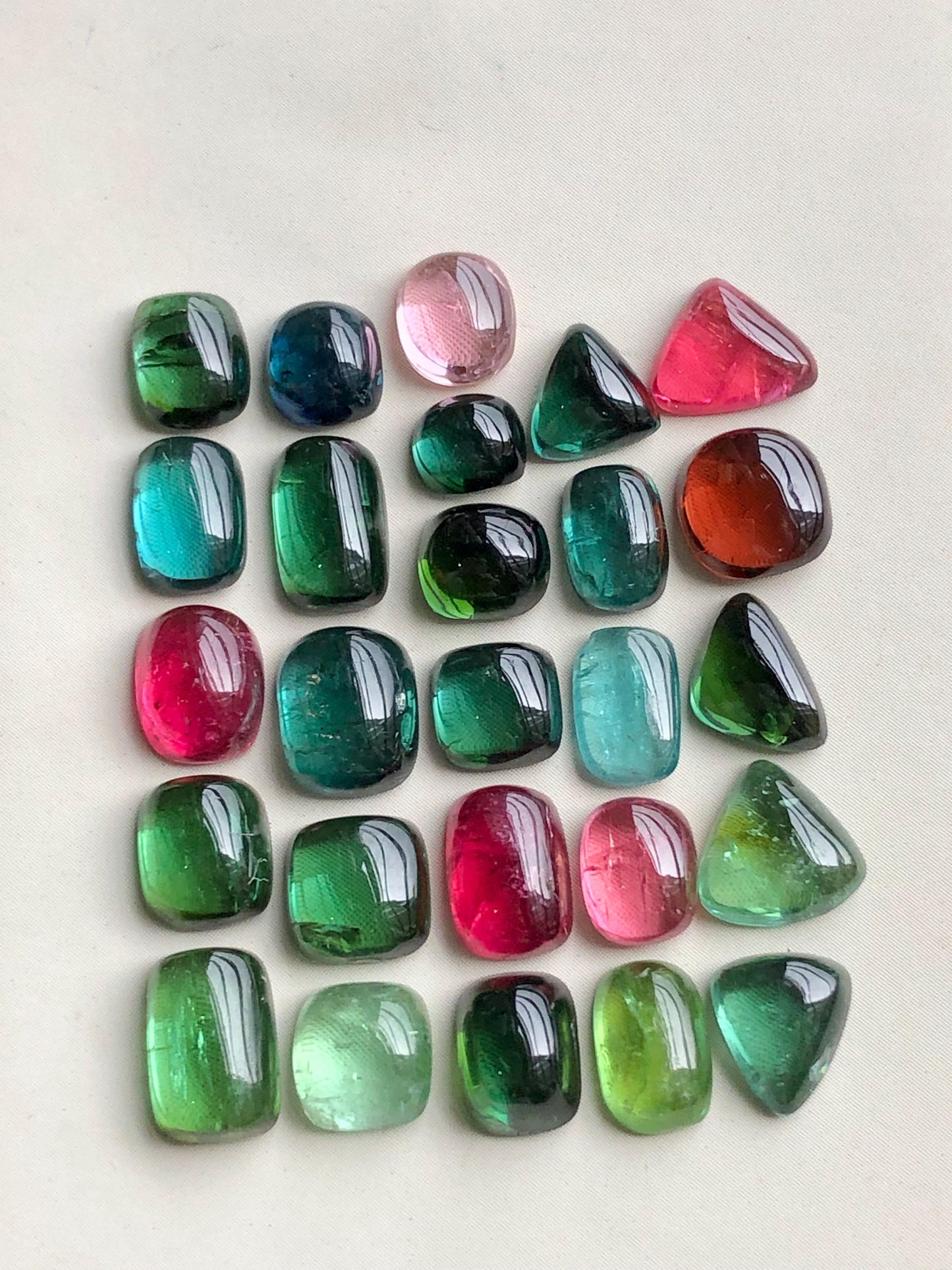 Multi colours tourmaline cabochons lot 32.60 carats