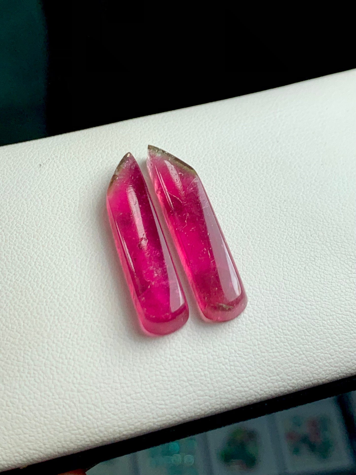 25 ct bi colour tourmaline cabochon pair dimension:32*8*5