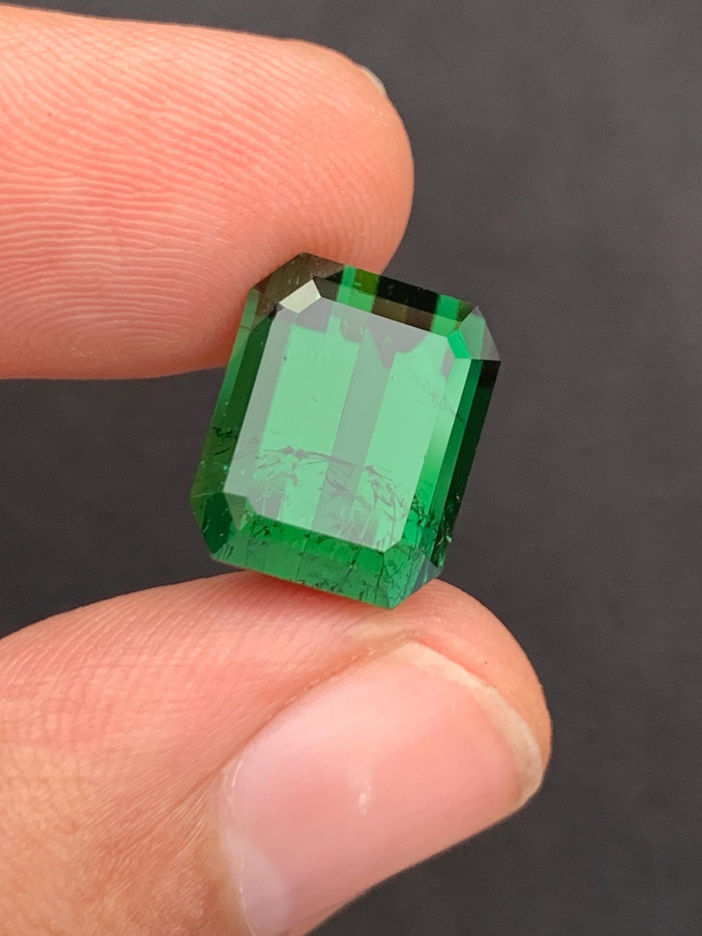 10.75 ct faceted green tourmaline dimension:13*11*8.5mm