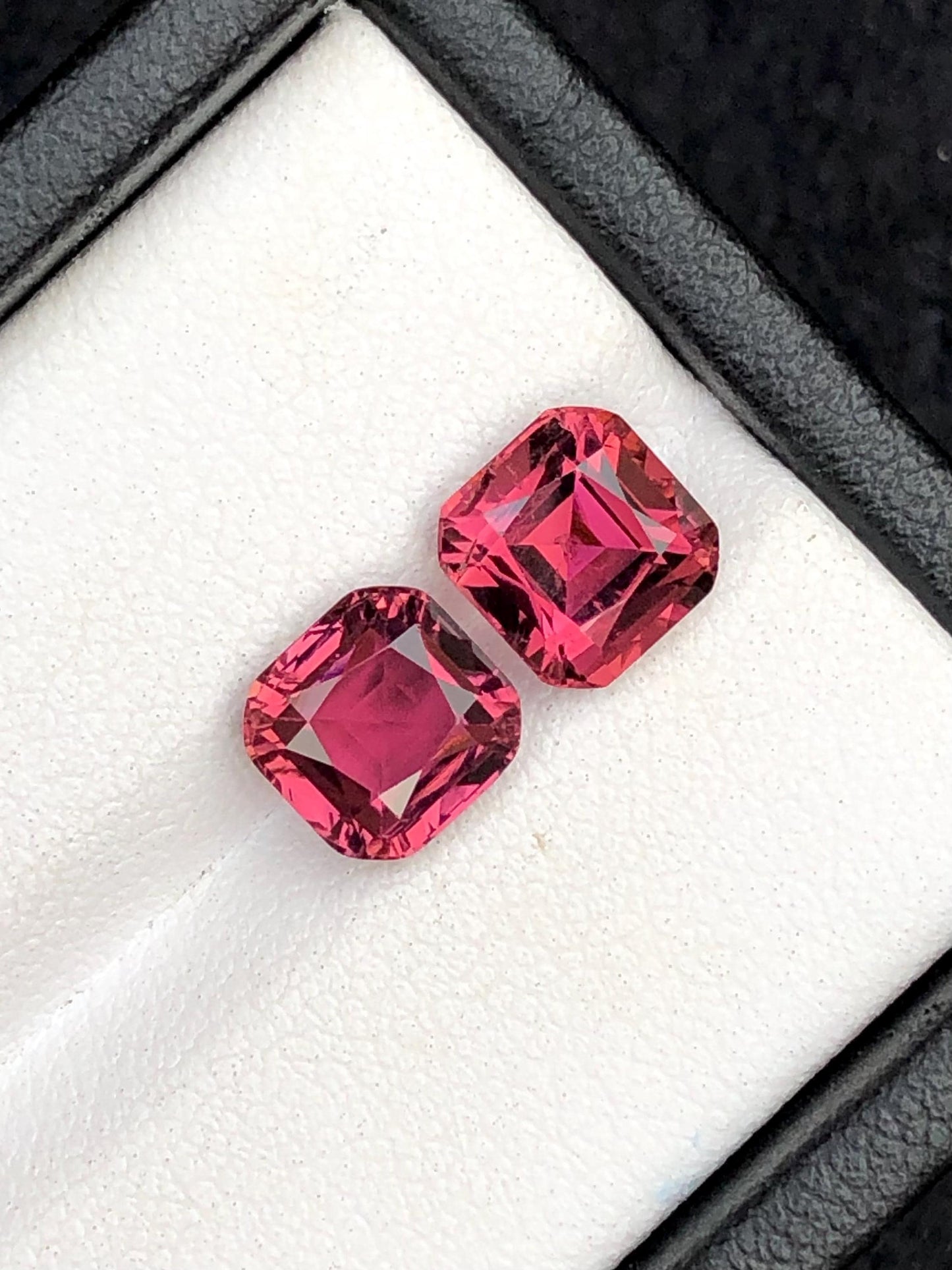 3.80 ct pomegranate colour tourmalines