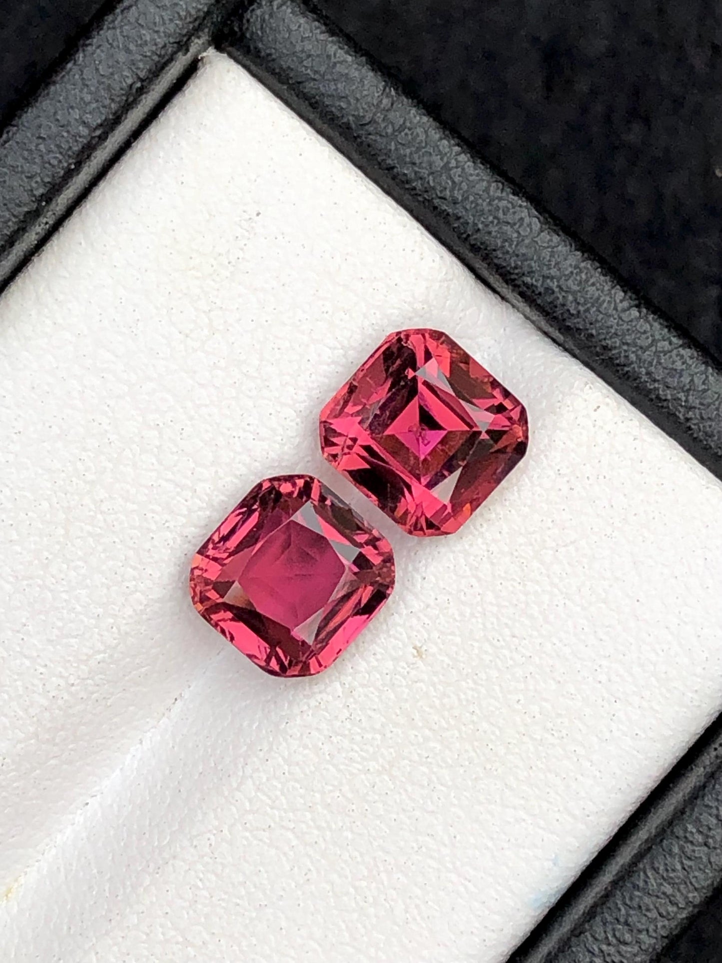 3.80 ct pomegranate colour tourmalines