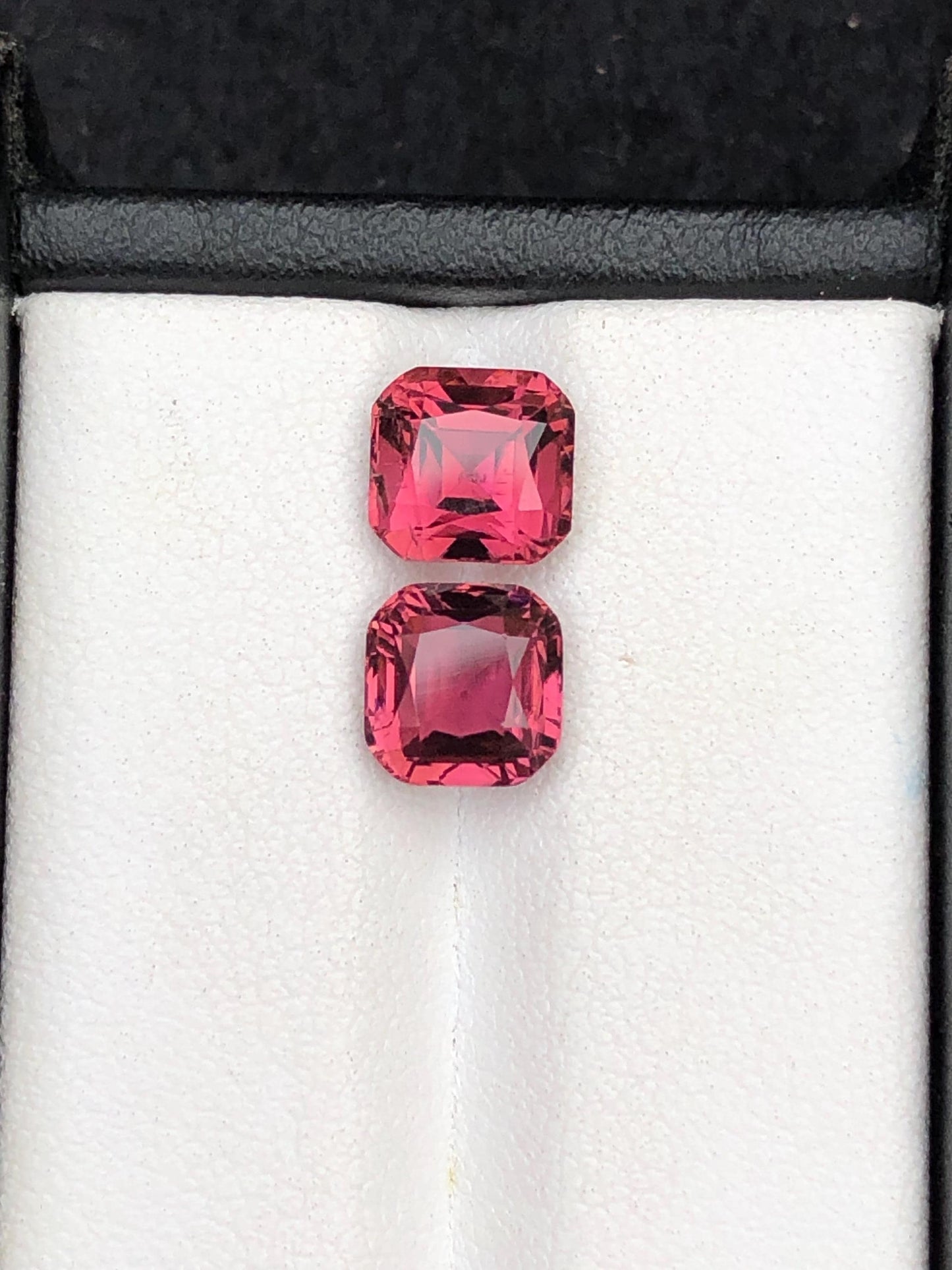 3.80 ct pomegranate colour tourmalines