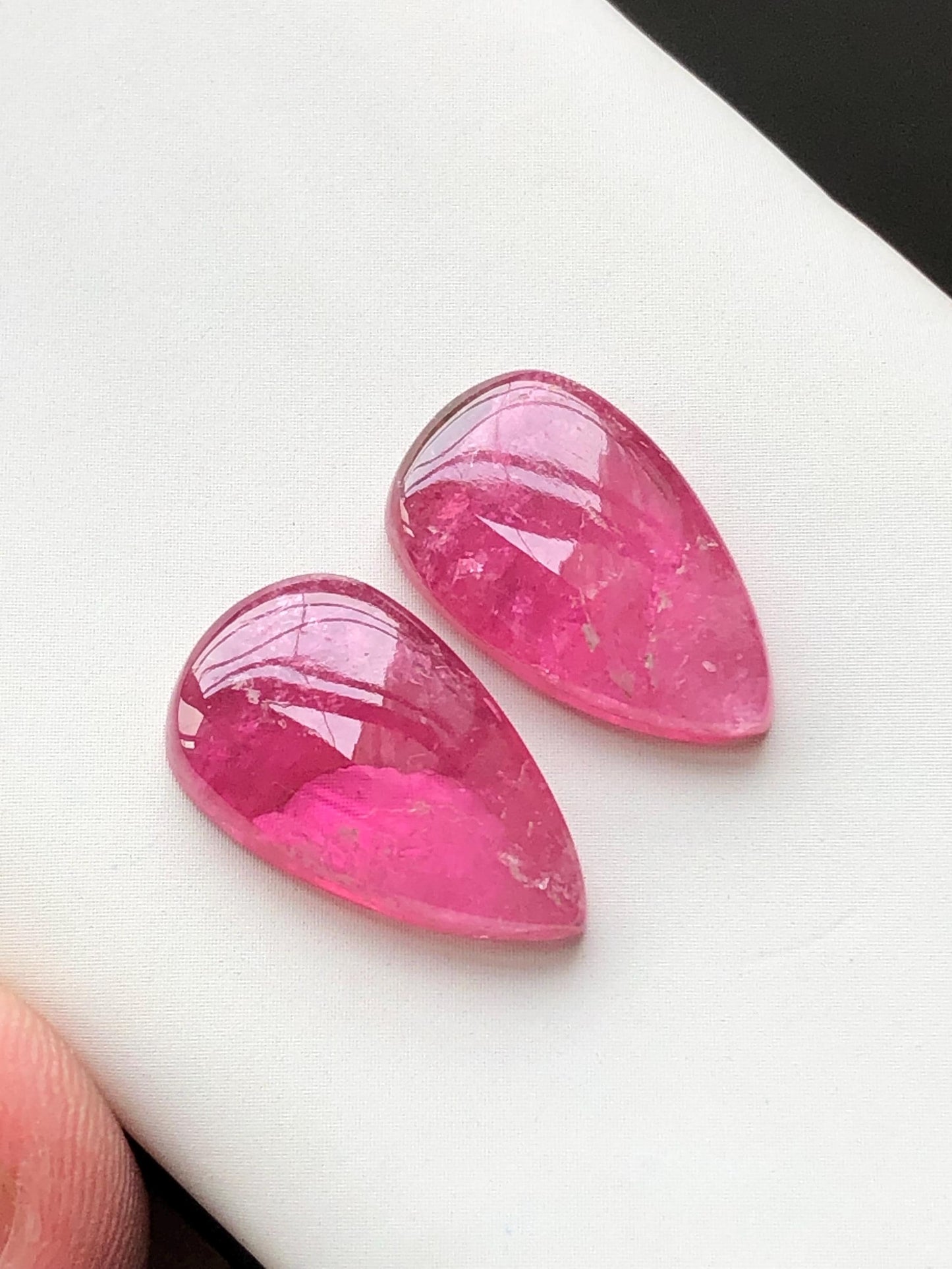 15.90 carats pink tourmaline pair cabochon