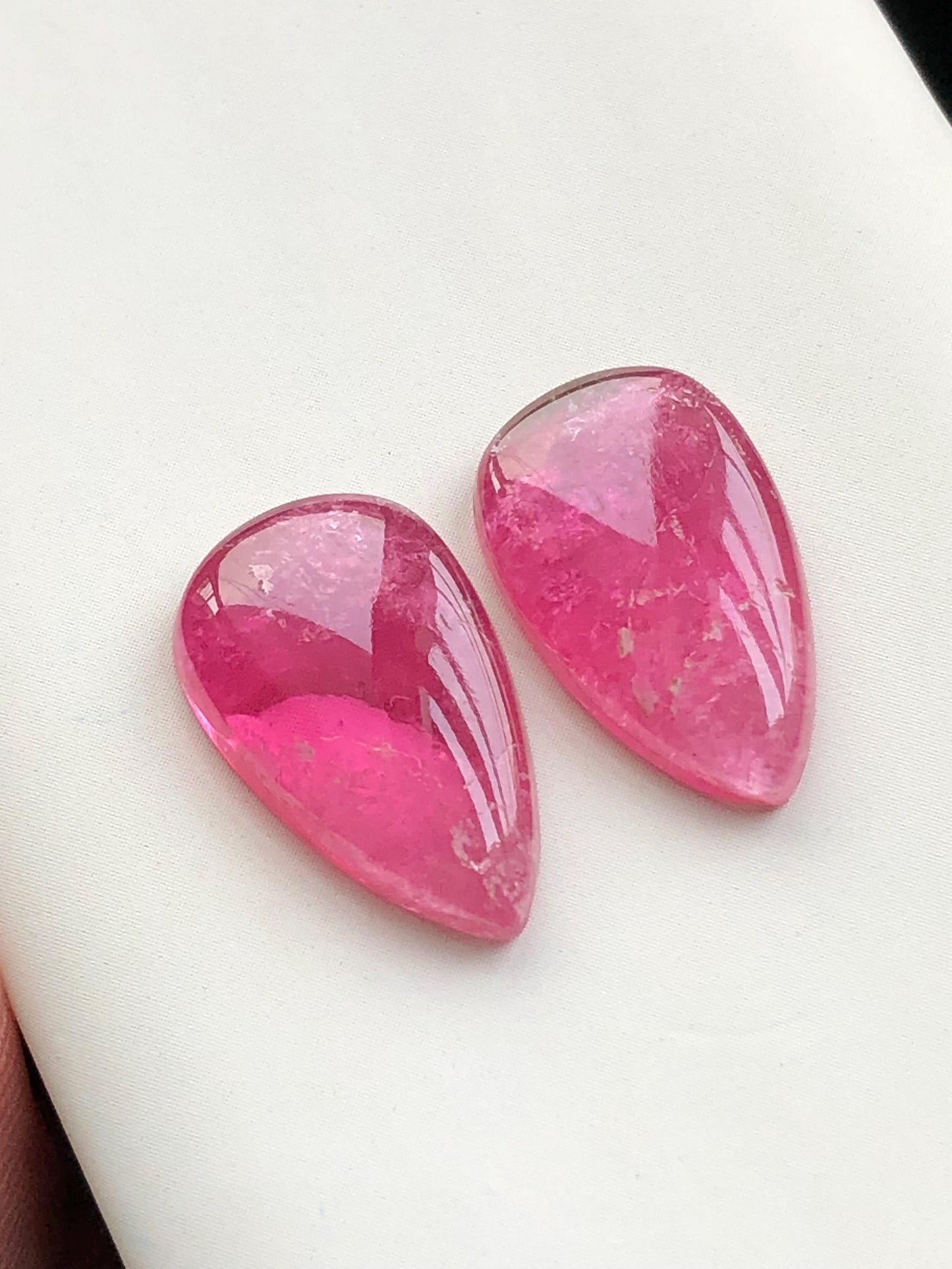 15.90 carats pink tourmaline pair cabochon