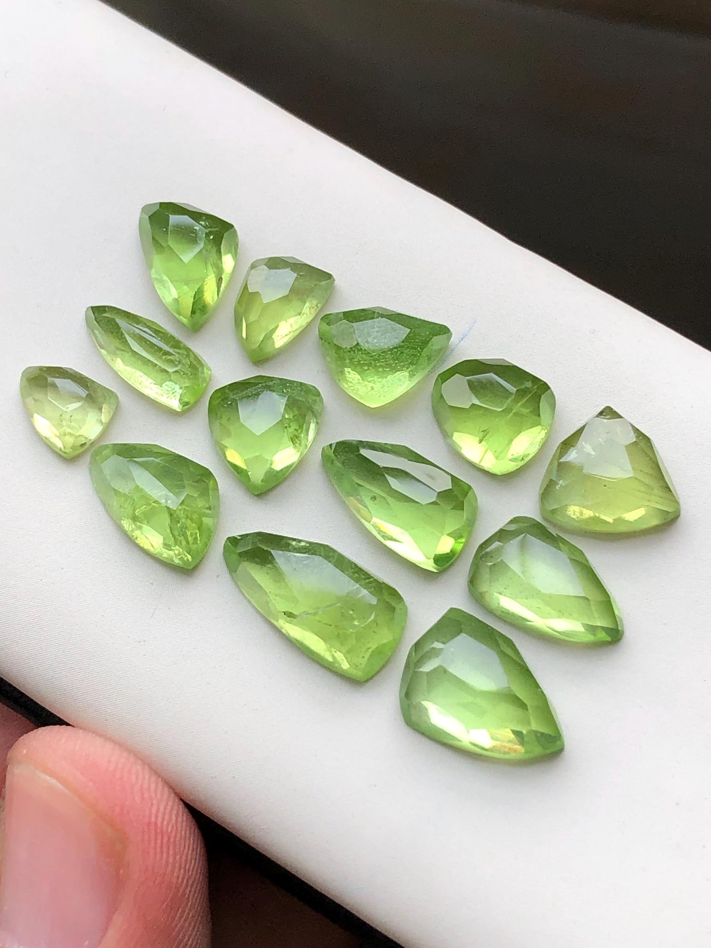 37.70 carats Peridot rose cuts lot