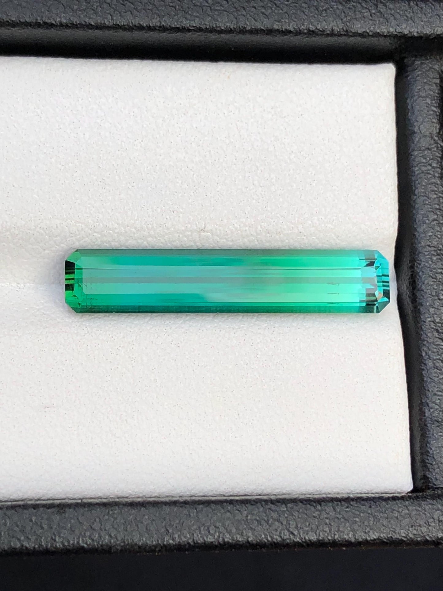 5 ct faceted blue green tourmaline dimension:24*5*4mm