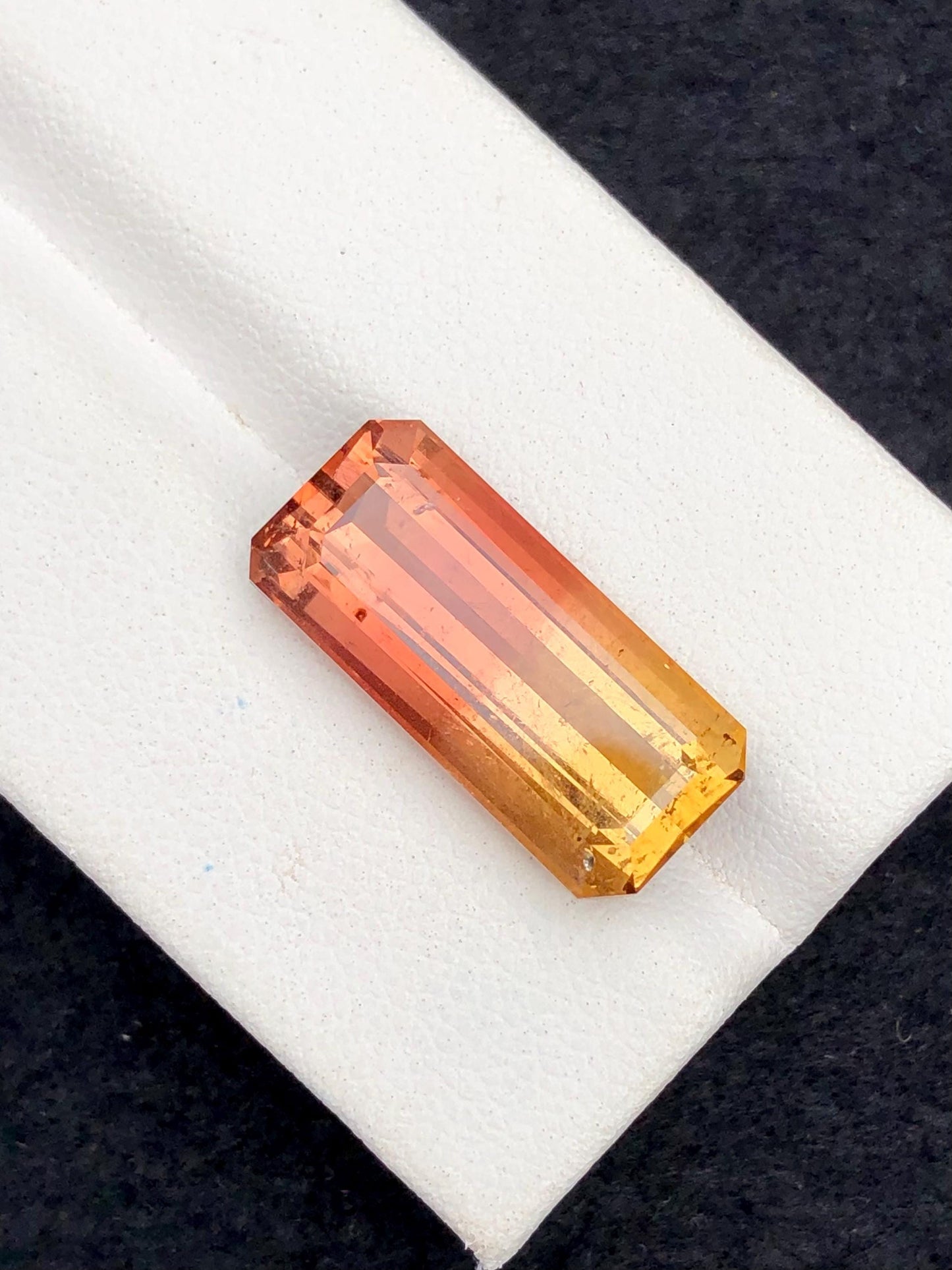 11.40 ct faceted unique bi colour tourmaline dimension:20*9*7mm