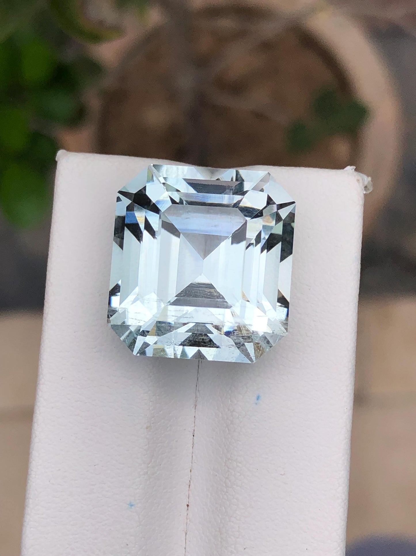 33 ct faceted aquamarine dimension:19*19*15mm