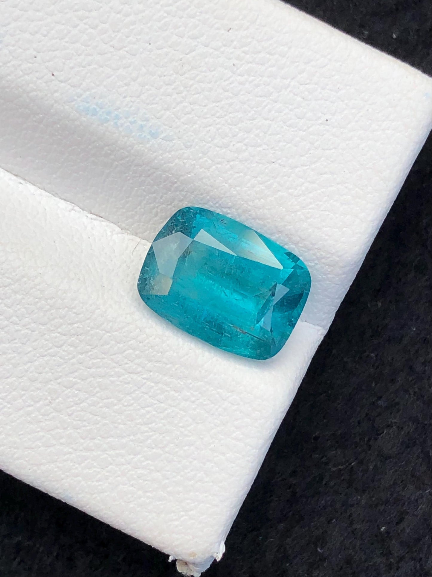 3 ct faceted blue tourmaline dimension:10*8*5mm