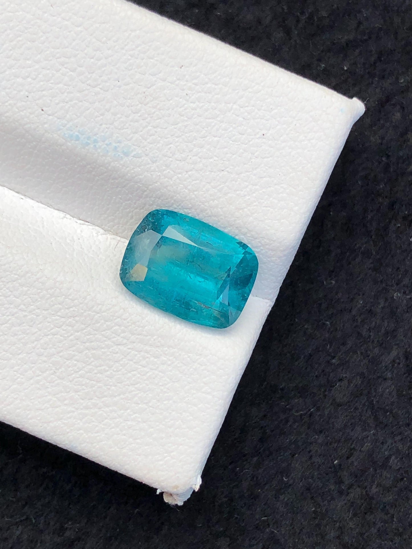 3 ct faceted blue tourmaline dimension:10*8*5mm