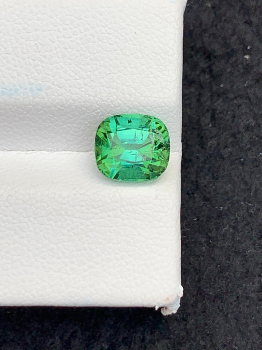 2.35 ct faceted blue green tourmaline dimension:8*7*5.5mm