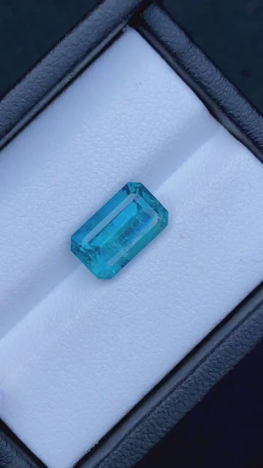 7.85 CTs blue tourmaline natural faceted