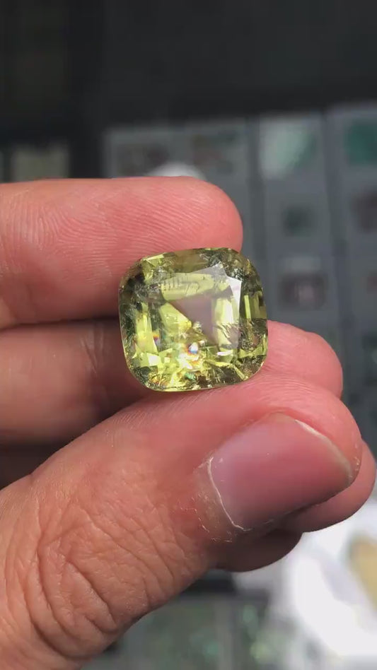 natural tourmaline 15.60 carat