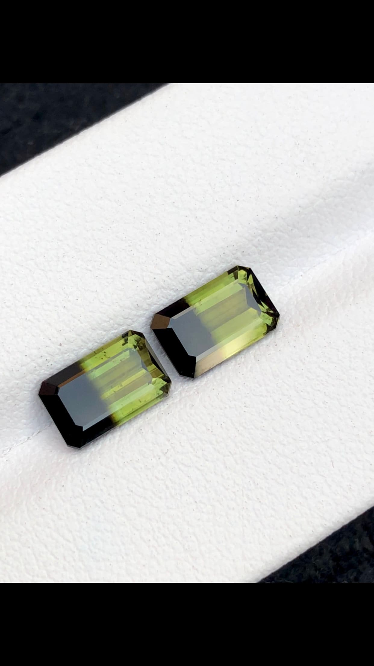 bi colour tourmaline pair 3 carats natural origin Afghanistan