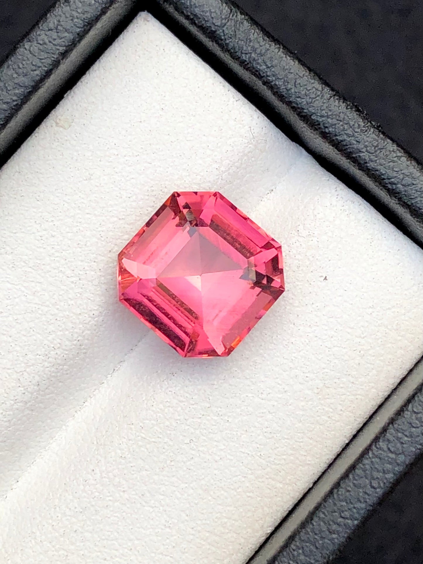 Pink tourmaline natural 5.85 carat origin Afghanistan