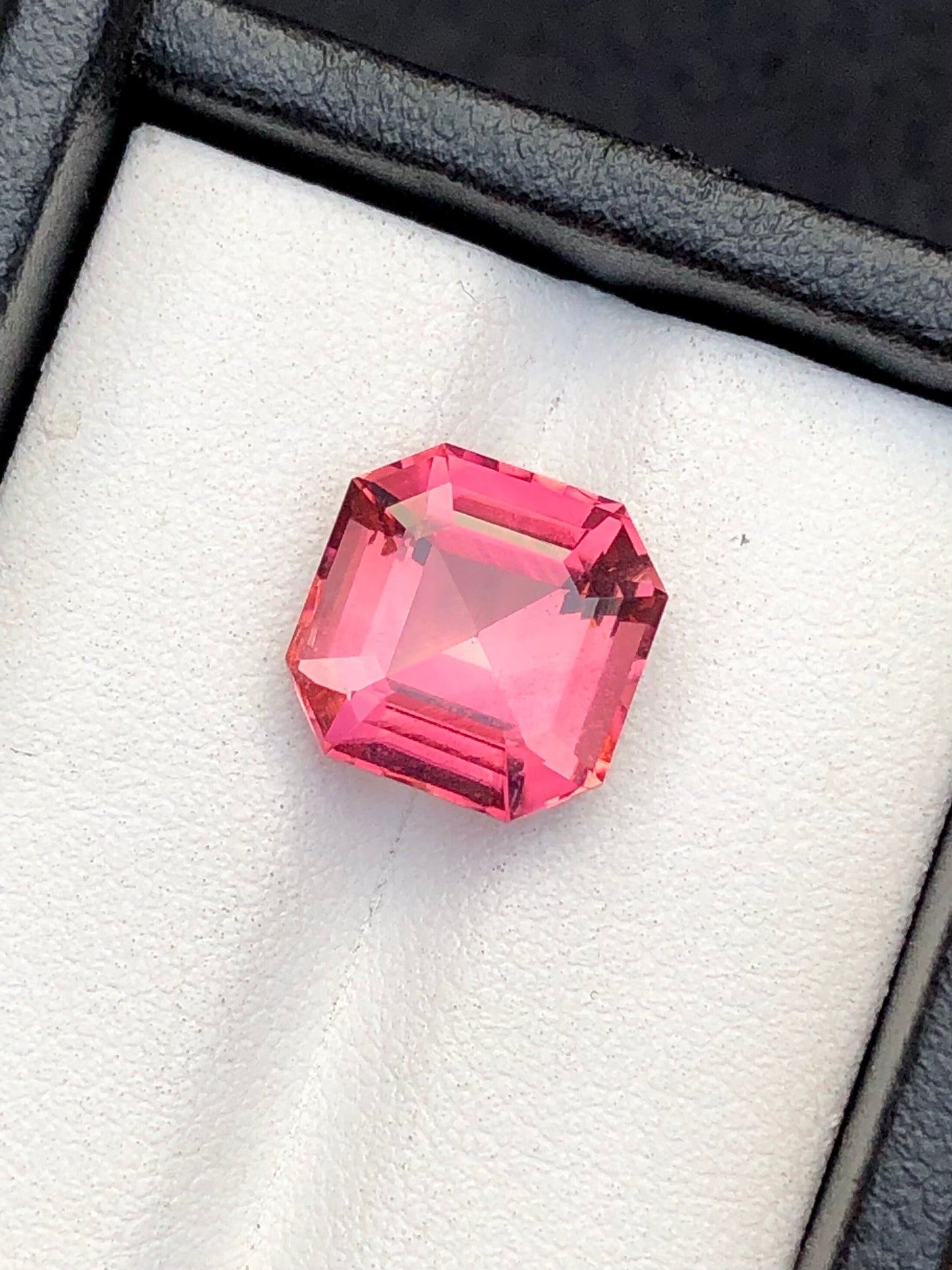 Pink tourmaline natural 5.85 carat origin Afghanistan