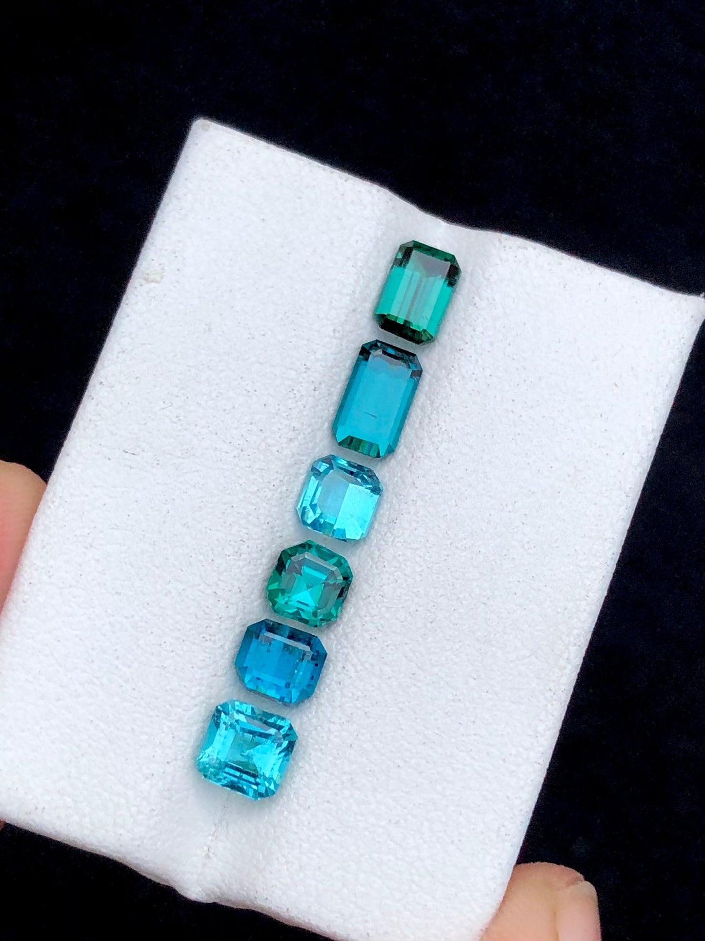 Blue tourmalines 4 carats origin Afghanistan