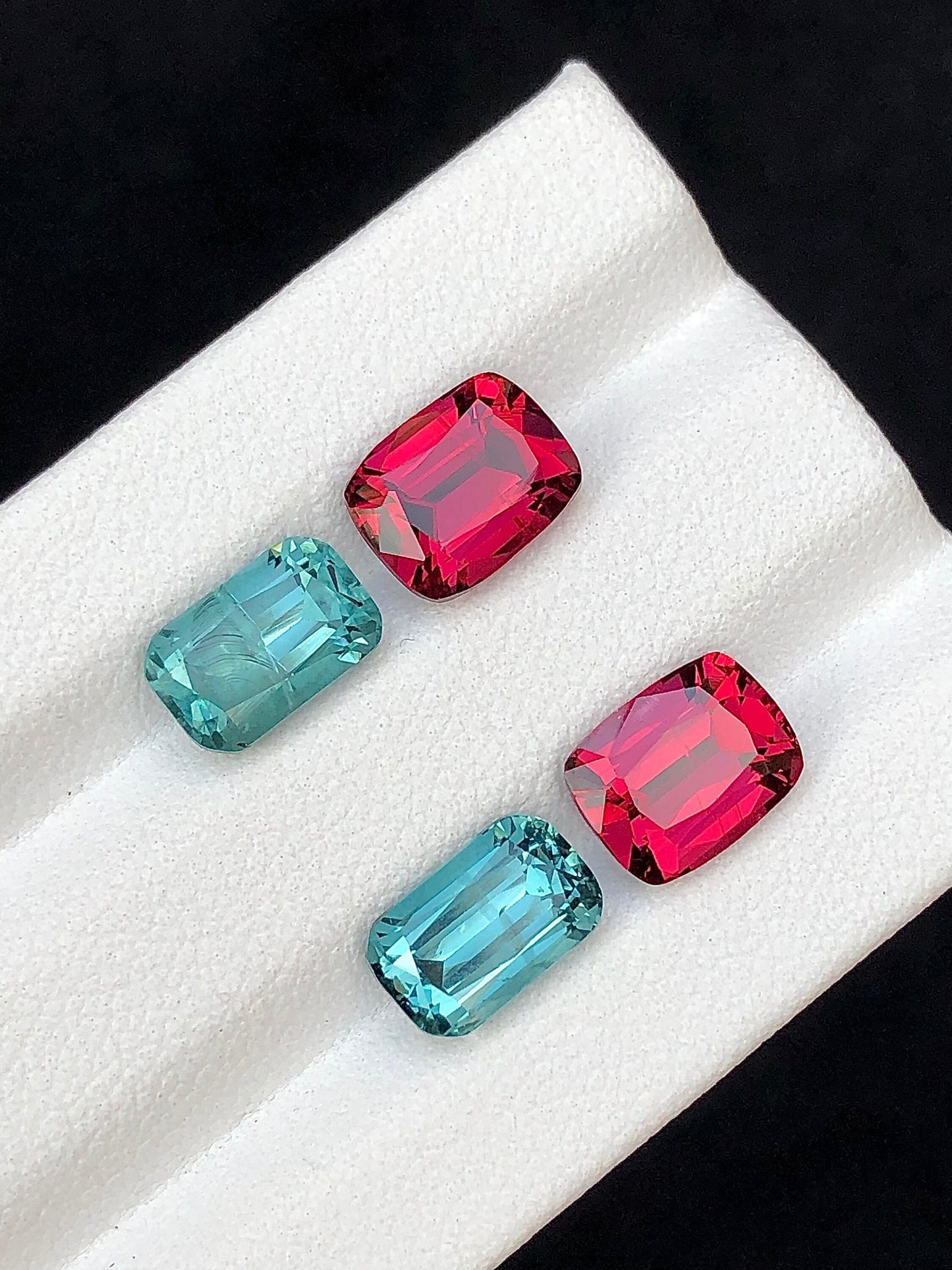 Blue tourmaline and garnet pairs 8.50 carats natural perfect for earrings