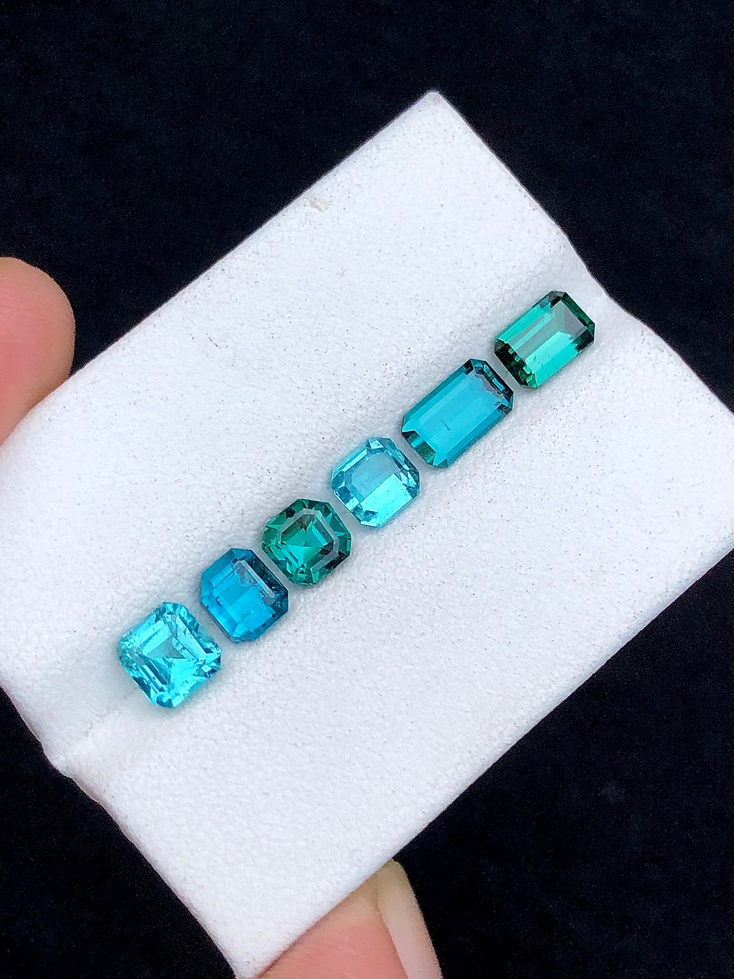 Blue tourmalines 4 carats origin Afghanistan