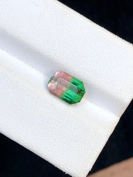 Bi colour tourmaline 2.10 carat origin Afghanistan