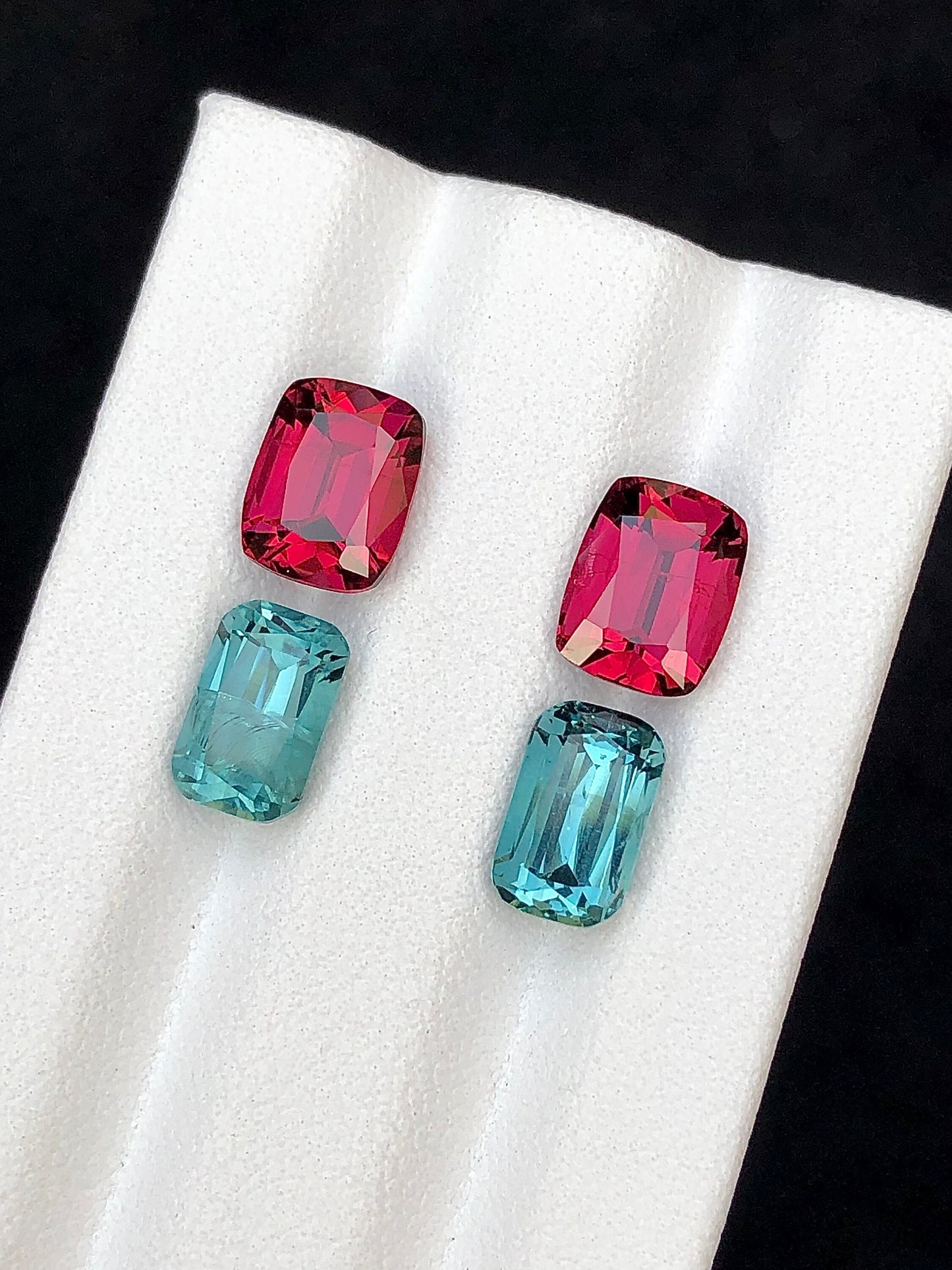 Blue tourmaline and garnet pairs 8.50 carats natural perfect for earrings