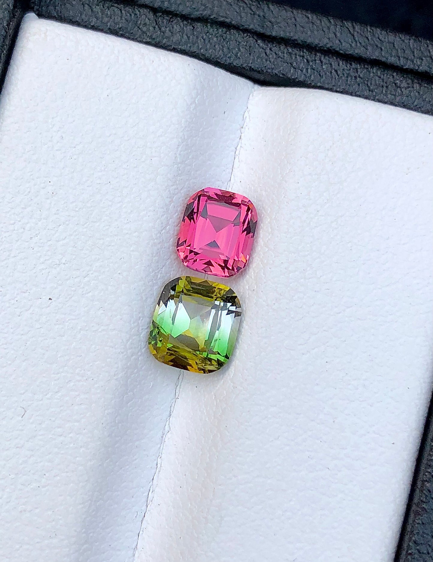 Bicolour tourmaline and pink tourmaline origin Afghanistan 2.10 carats natural perfect for jewellery,earrings