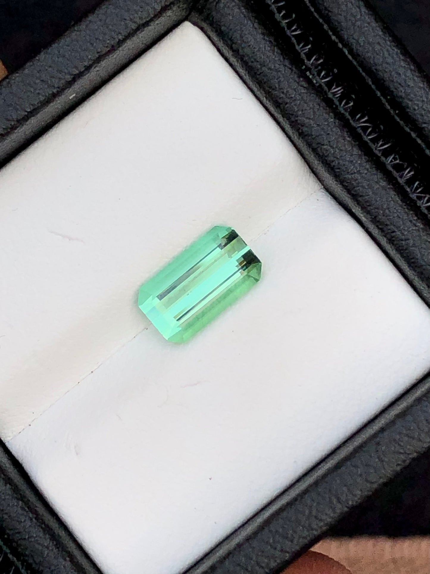 Lagoon tourmaline 1.55 carat loop clean natural