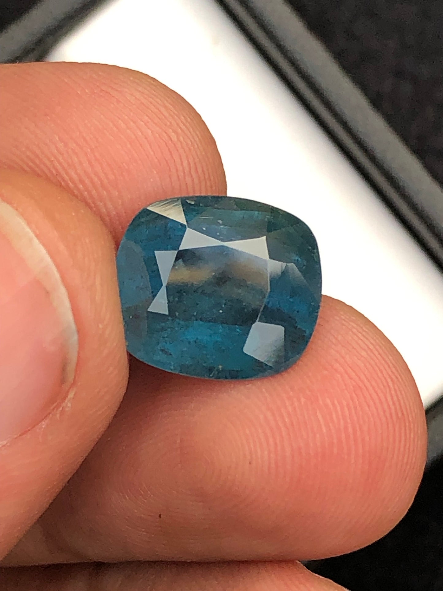 Blue tourmaline 6.30 carat origin Afghanistan