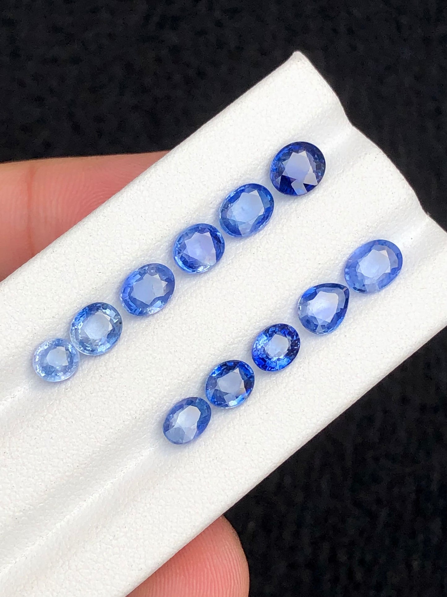 Natural sapphire lot 8.10 carats perfect for jewellery