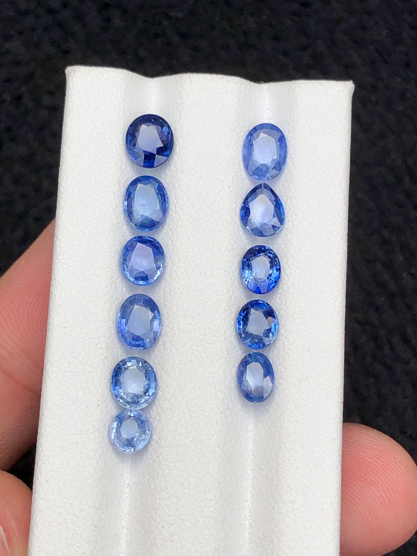 Natural sapphire lot 8.10 carats perfect for jewellery