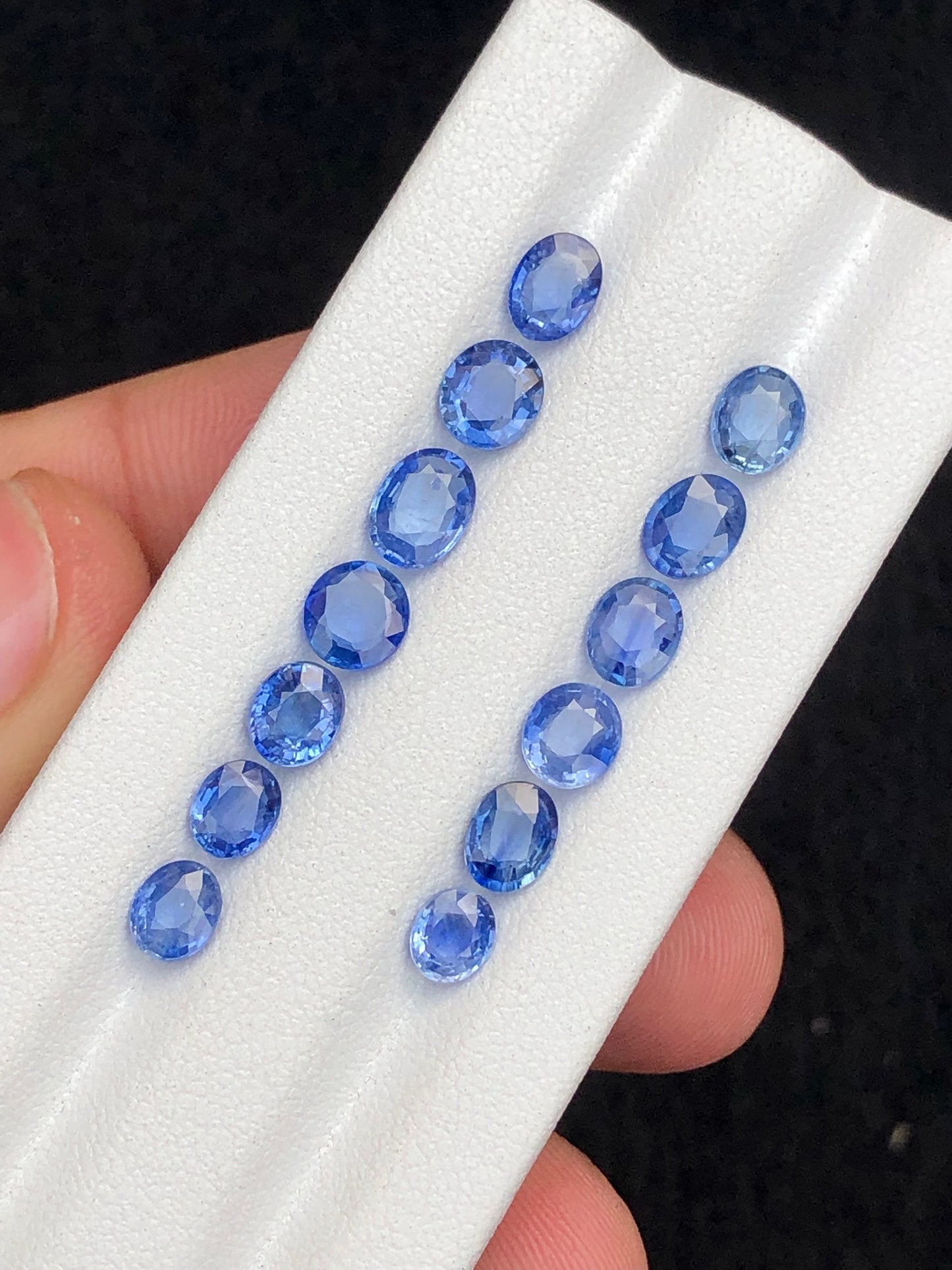 Natural sapphire lot 9.40 carats perfect for jewellery