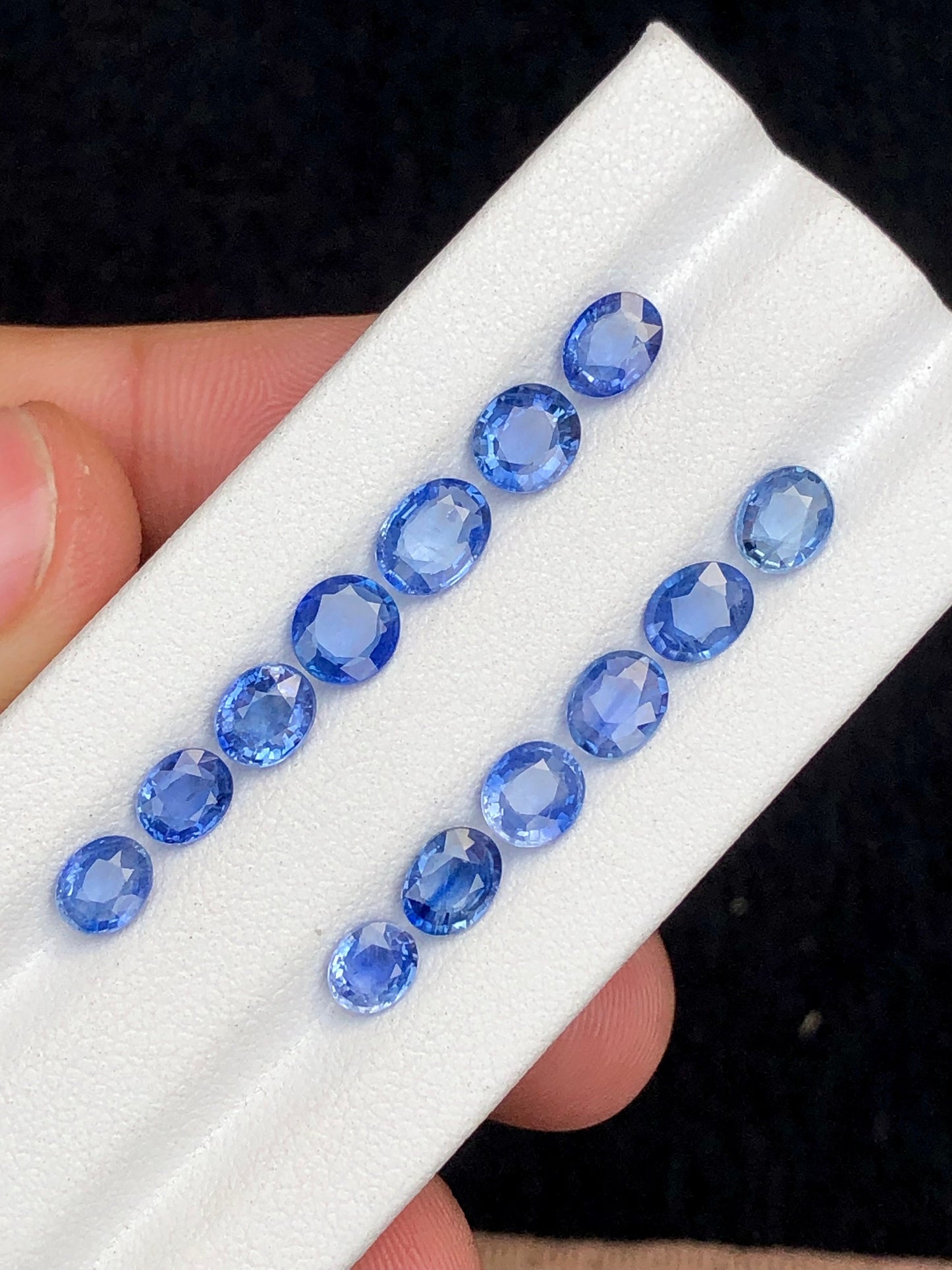 Natural sapphire lot 9.40 carats perfect for jewellery