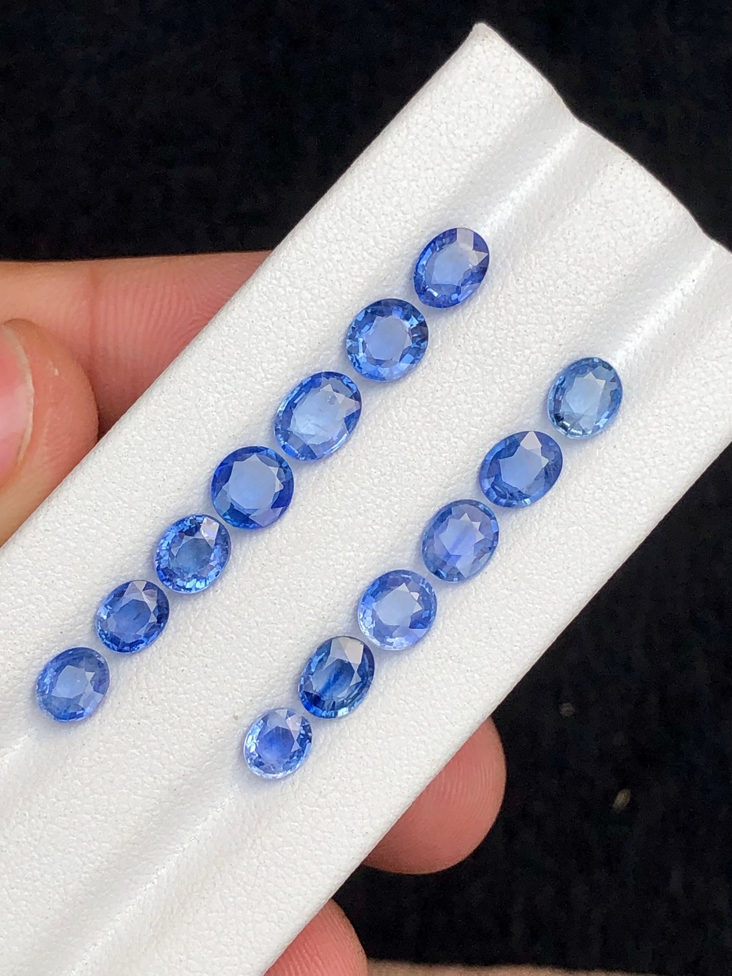 Natural sapphire lot 9.40 carats perfect for jewellery