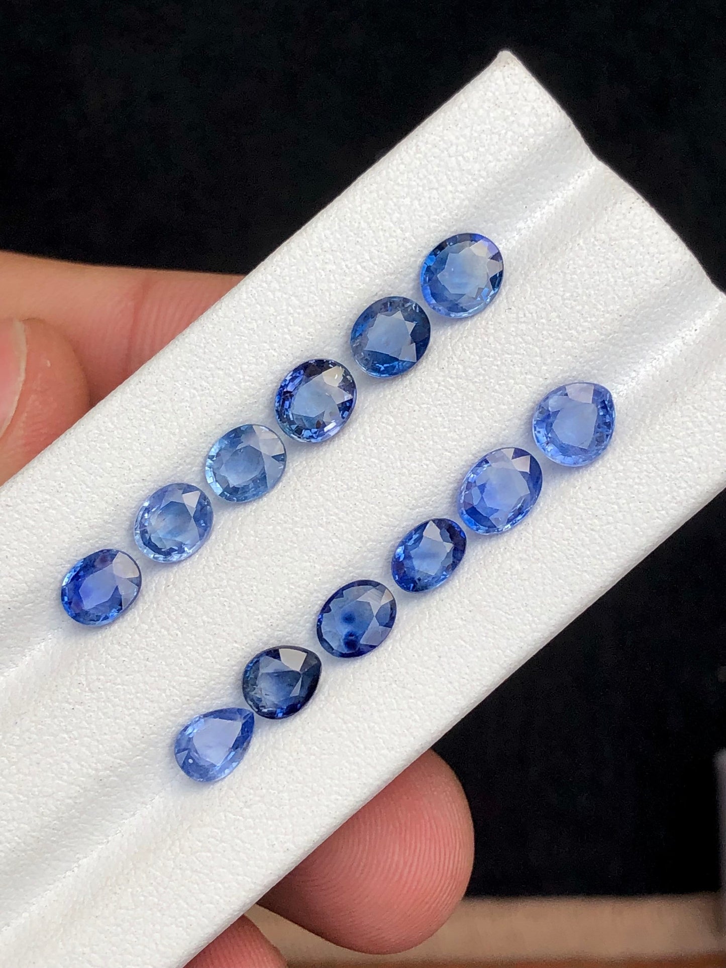 Blue sapphire natural lot 9.20 carats perfect for jewellery