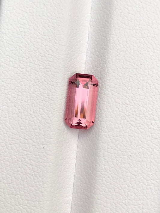 Pink tourmaline emerald cut 1.90 carat clean stone natural origin Afghanistan