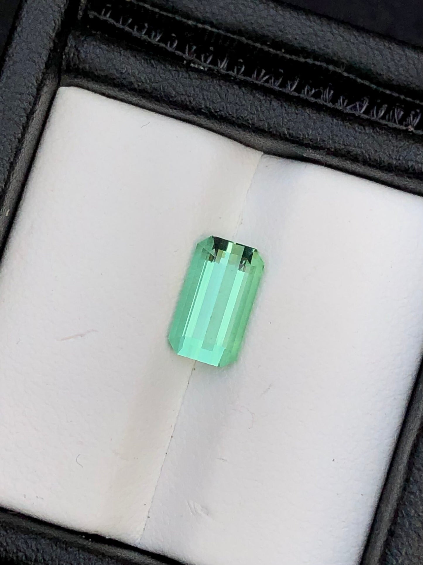 Lagoon tourmaline 1.55 carat loop clean natural